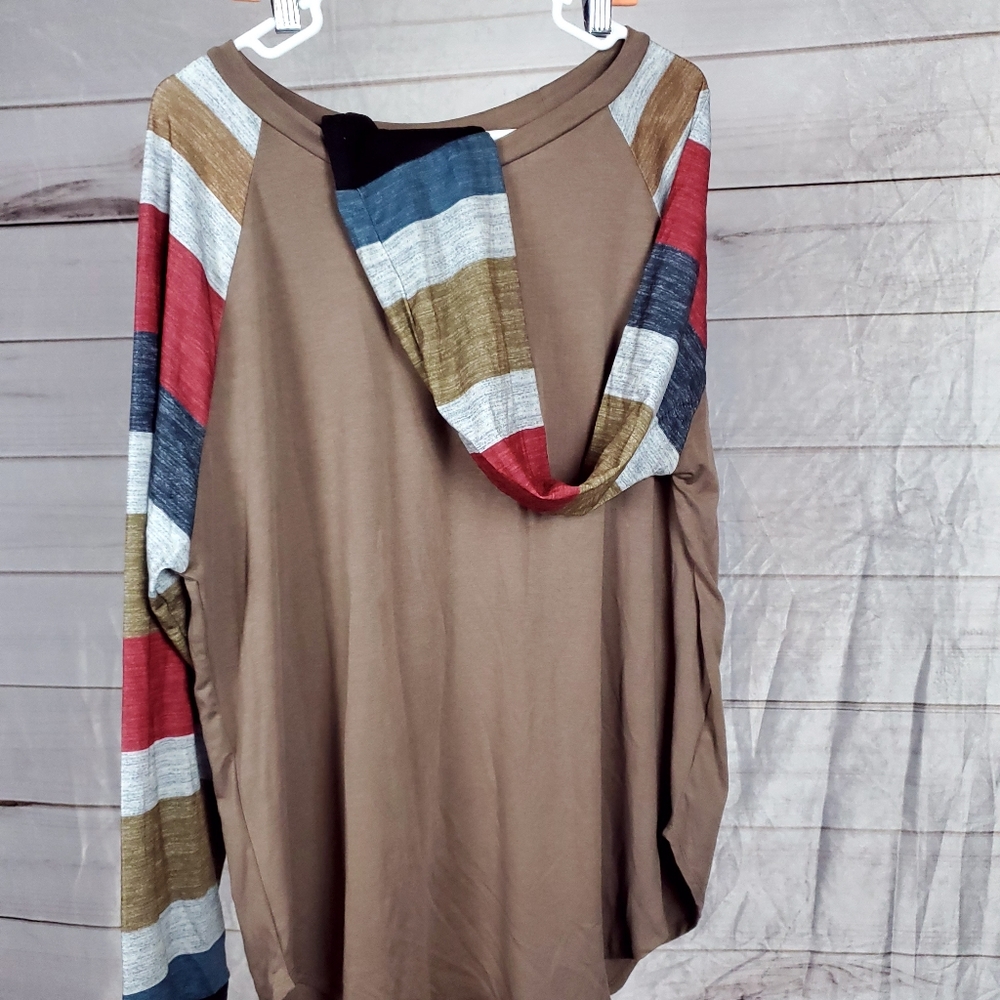 Flowy top - Picture 2 of 3